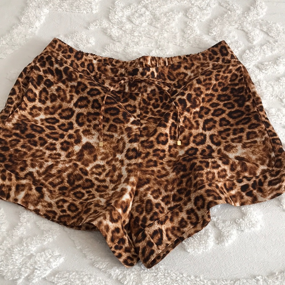 Leopard Jennifer Lopez Shorts